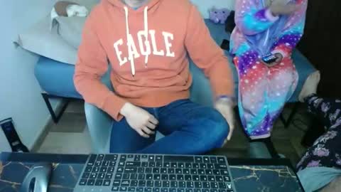 bossking019 online show from February 15, 1:49 pm