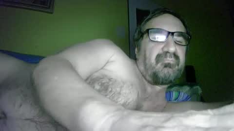 Snapshot of bostek chatting on December 7, 2:09 am bostek online show from December 7, 2:09 am