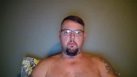 bowtieguy84 online show from September 14, 10:06 am