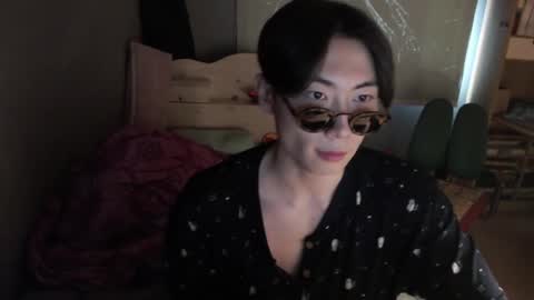 Snapshot of boxman556990 chatting on February 27, 4:31 am boxman556990 online show from February 27, 4:31 am