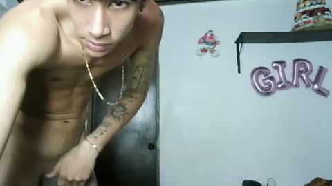 boy_horny_dirty online show from September 23, 8:30 pm