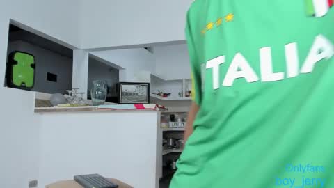 boy_jerry online show from December 9, 4:56 am