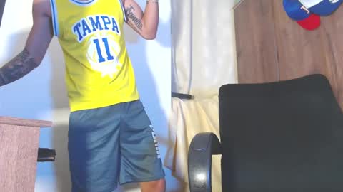 boy_master5 online show from February 28, 9:04 am