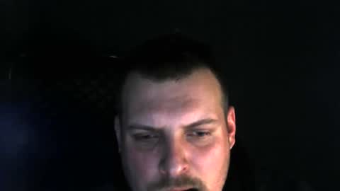 Snapshot of boynextdoooooor chatting on October 30, 8:10 pm boynextdoooooor online show from October 30, 8:10 pm