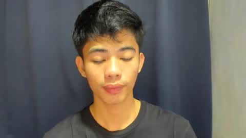 HI IM JAMES DONT FORGET GIVE ME THUMBS UP AND JOIN TO MY FANCLUB online show from December 14, 6:20 am