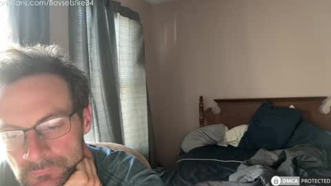 Snapshot of boysetsfire34 chatting on September 14, 7:05 pm boysetsfire34 online show from September 14, 7:05 pm