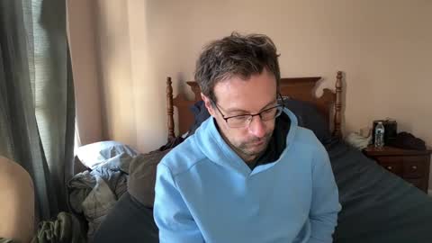 Snapshot of boysetsfire34 chatting on December 12, 8:10 pm boysetsfire34 online show from December 12, 8:10 pm