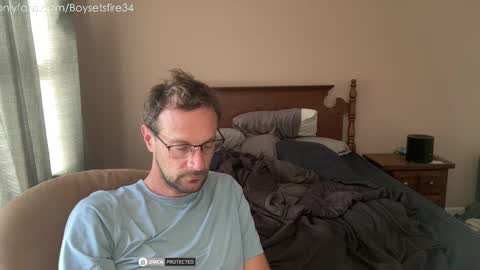 Snapshot of boysetsfire34 chatting on October 10, 4:34 pm boysetsfire34 online show from October 10, 4:34 pm
