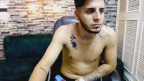 MAX online show from January 7, 4:05 pm