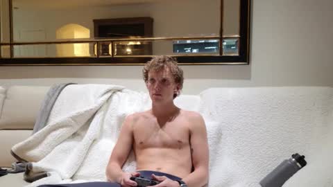 Boyyhb online show from November 14, 4:48 am