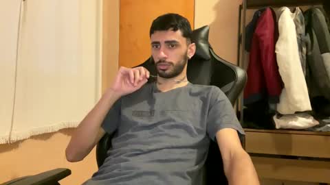 Snapshot of boyzinm2 chatting on September 19, 9:36 pm boyzinm2 online show from September 19, 9:36 pm