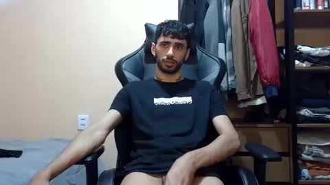 boyzinm2 online show from April 26, 11:01 pm