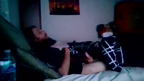 GuitarBrad1989 online show from June 7, 9:05 am