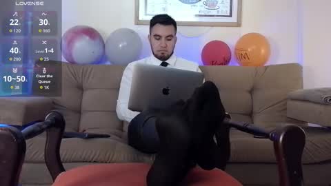 Bradley Colton Independ Model online show from December 3, 3:29 pm