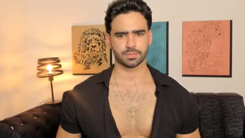 bradleymartin7 online show from March 20, 11:41 pm