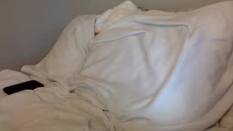 Snapshot of bradleyplays086 chatting on October 19, 1:47 pm Bradley Plays online show from October 19, 1:47 pm