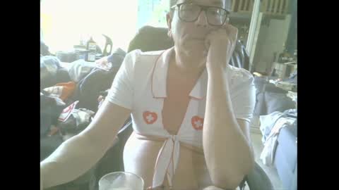 bradysboy online show from April 20, 8:39 am