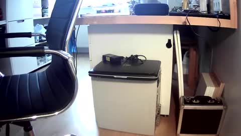 Snapshot of bram27370 chatting on December 24, 12:44 pm bram27370 online show from December 24, 12:44 pm