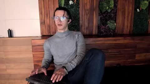 brandon_starkk online show from February 20, 11:45 am