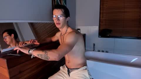 brandon_starkk online show from November 12, 12:00 pm