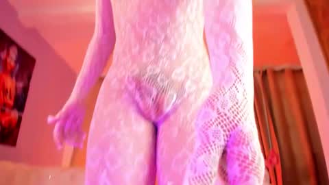   online show from November 17, 10:02 pm