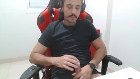 brasilianonca online show from May 9, 2:56 am