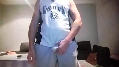 Snapshot of brayan617820 chatting on October 19, 7:06 pm brayan617820 online show from October 19, 7:06 pm