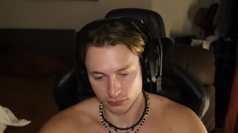 brentonverde online show from January 8, 11:21 pm