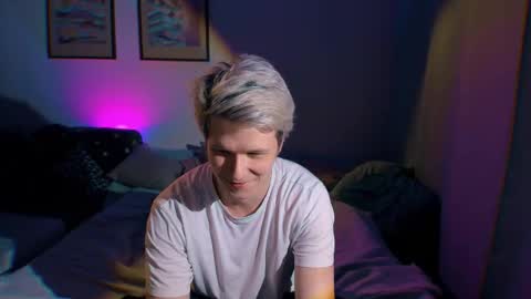 Snapshot of brestonsweet chatting on September 20, 7:47 pm brestonsweet online show from September 20, 7:47 pm