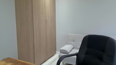 Brett online show from February 14, 1:06 pm