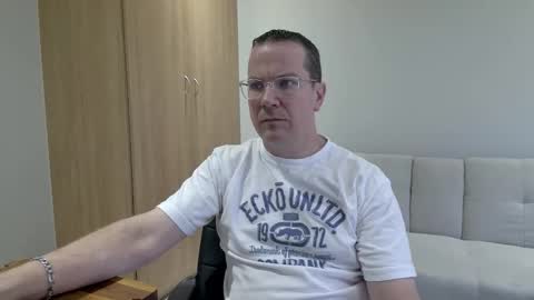 Brett online show from February 7, 2:02 pm