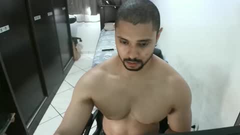 brianaries online show from December 15, 2:58 pm