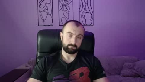 brindlefly69 online show from December 15, 12:24 pm