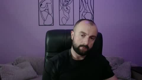 brindlefly69 online show from May 26, 10:44 am