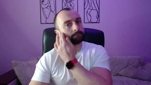 brindlefly69 online show from January 14, 11:26 am