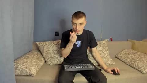 bristlebback online show from February 28, 3:55 pm