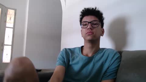 Snapshot of brocklow chatting on February 14, 1:51 pm Derek Richard online show from February 14, 1:51 pm