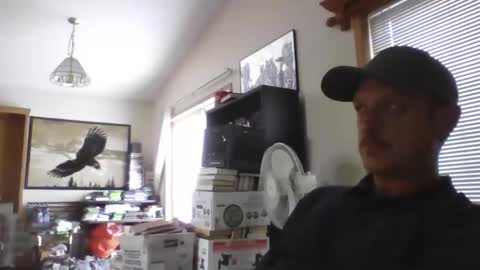browndog5580 online show from May 5, 11:49 pm