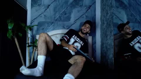 bry_dalton online show from November 16, 5:09 am