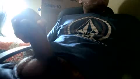 Snapshot of bryan502460102 chatting on September 23, 3:22 pm bryan502460102 online show from September 23, 3:22 pm