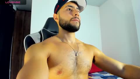 Snapshot of bryan_oficials chatting on September 26, 7:50 am bryan_oficials online show from September 26, 7:50 am