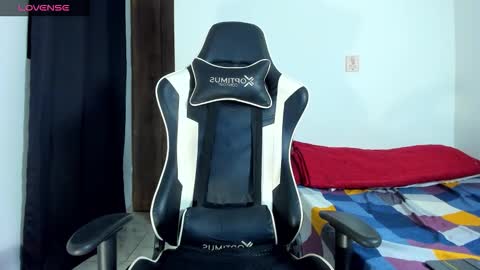 Snapshot of bryan_oficials chatting on October 14, 3:57 am bryan_oficials online show from October 14, 3:57 am