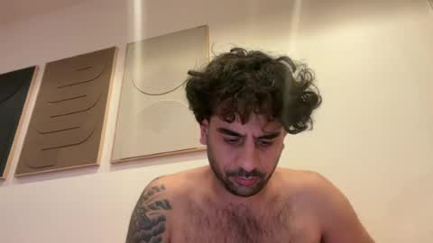 bubblebutt723 online show from July 14, 2:38 am