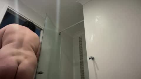 Snapshot of bubblebuttbidaddy chatting on October 24, 12:45 am bubblebuttbidaddy online show from October 24, 12:45 am