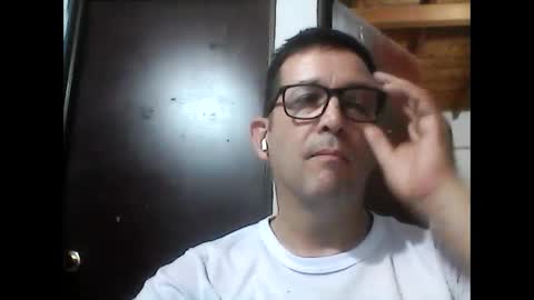 Snapshot of buchs32 chatting on September 9, 2:55 am buchs32 online show from September 9, 2:55 am