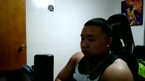 buffsexyman24 online show from March 26, 11:42 pm