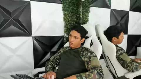 bull_cam online show from November 17, 8:56 pm