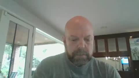 Snapshot of bulldog302w chatting on October 25, 6:20 pm bulldog302w online show from October 25, 6:20 pm