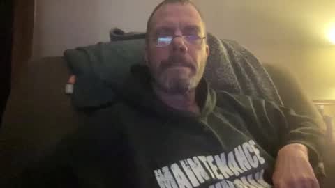 bushbeautician online show from February 6, 11:37 pm