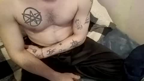 Buster18Hymen online show from January 28, 8:25 am